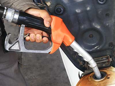 pollutants at petrol pump
